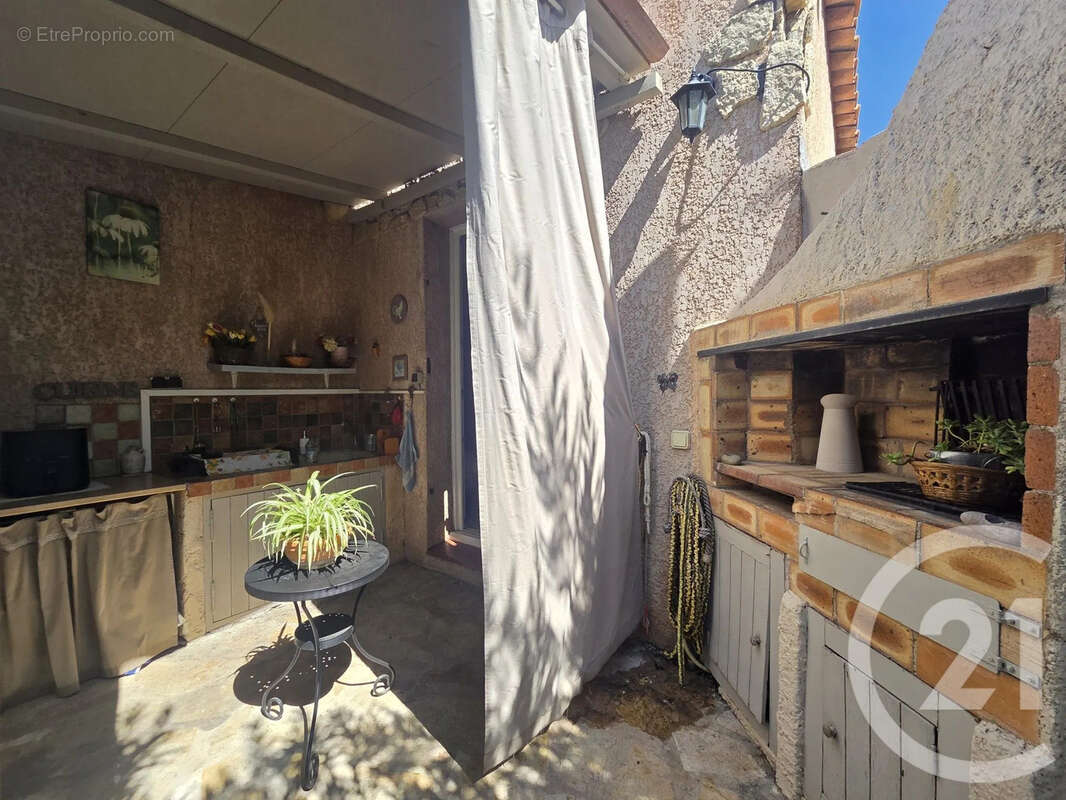 Maison 120 m² à La Farlede  - photo 17