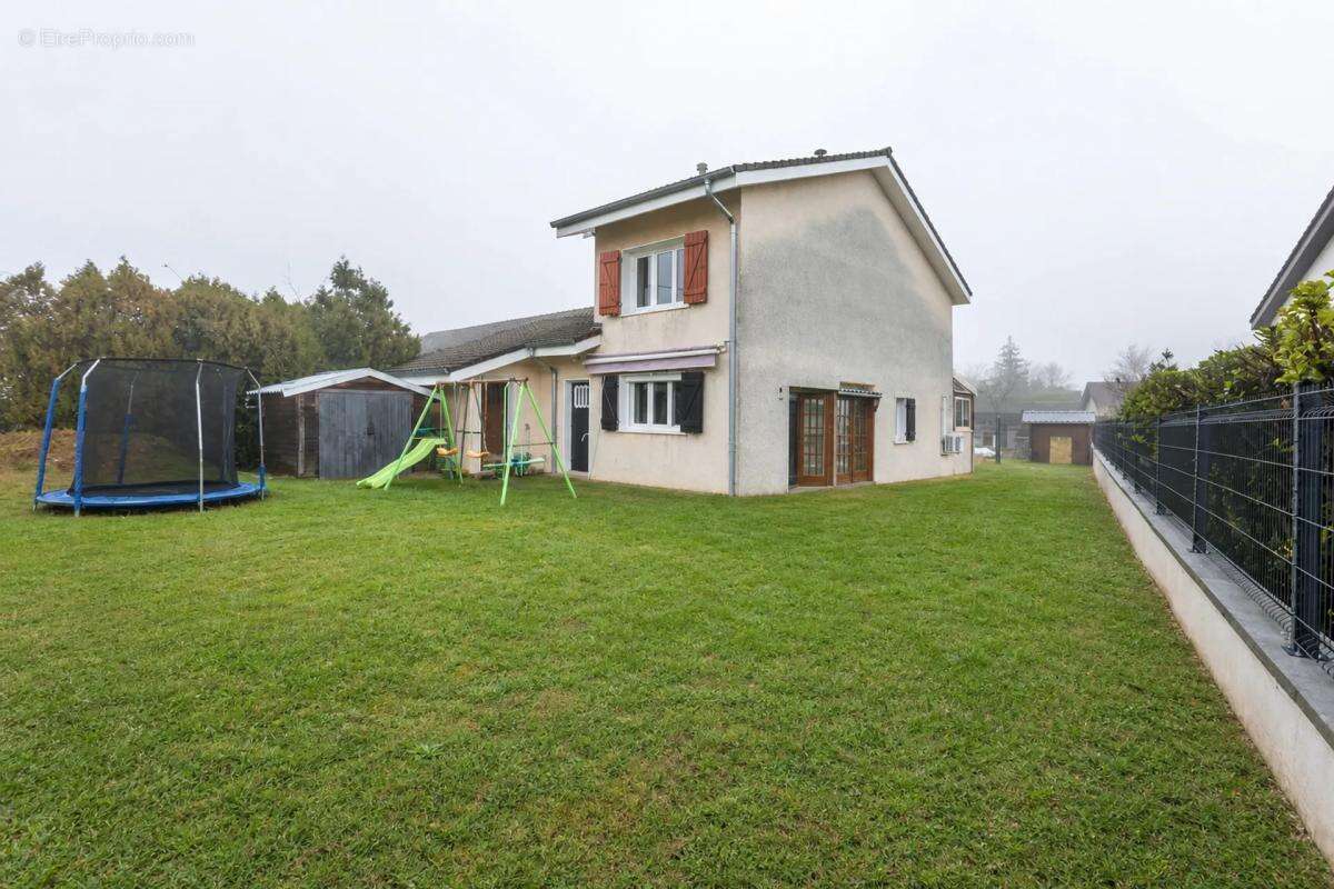 Maison à CHARVIEU-CHAVAGNEUX