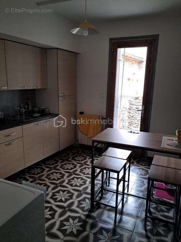 Maison à VILLEMAGNE-L&#039;ARGENTIERE