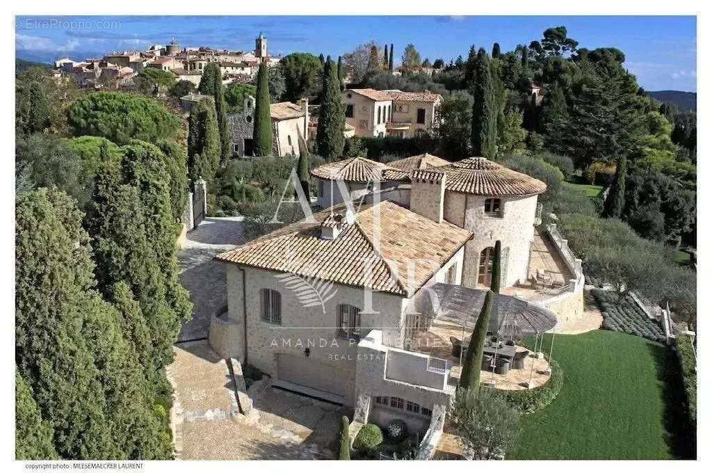 Maison à MOUGINS
