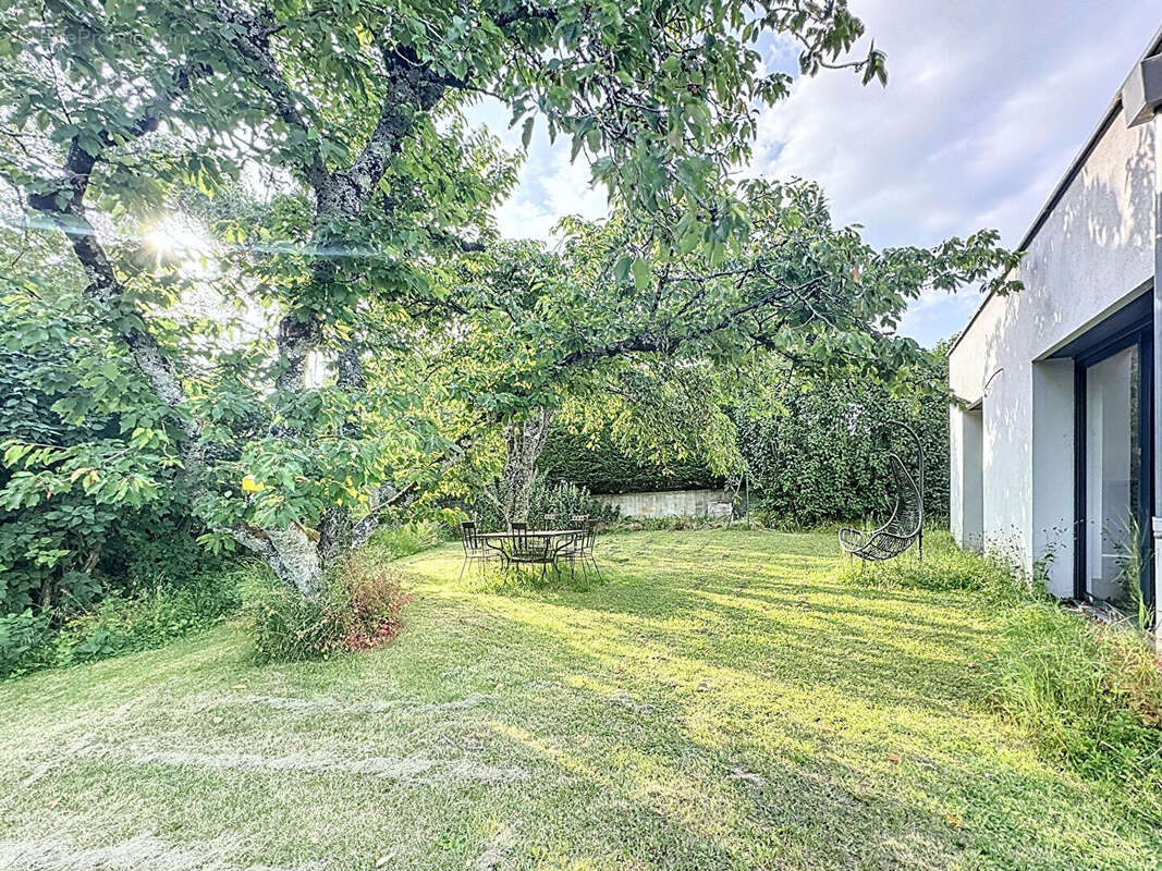 Maison à BOURGOIN-JALLIEU