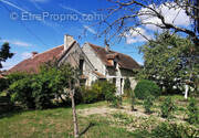 Maison à YZEURES-SUR-CREUSE