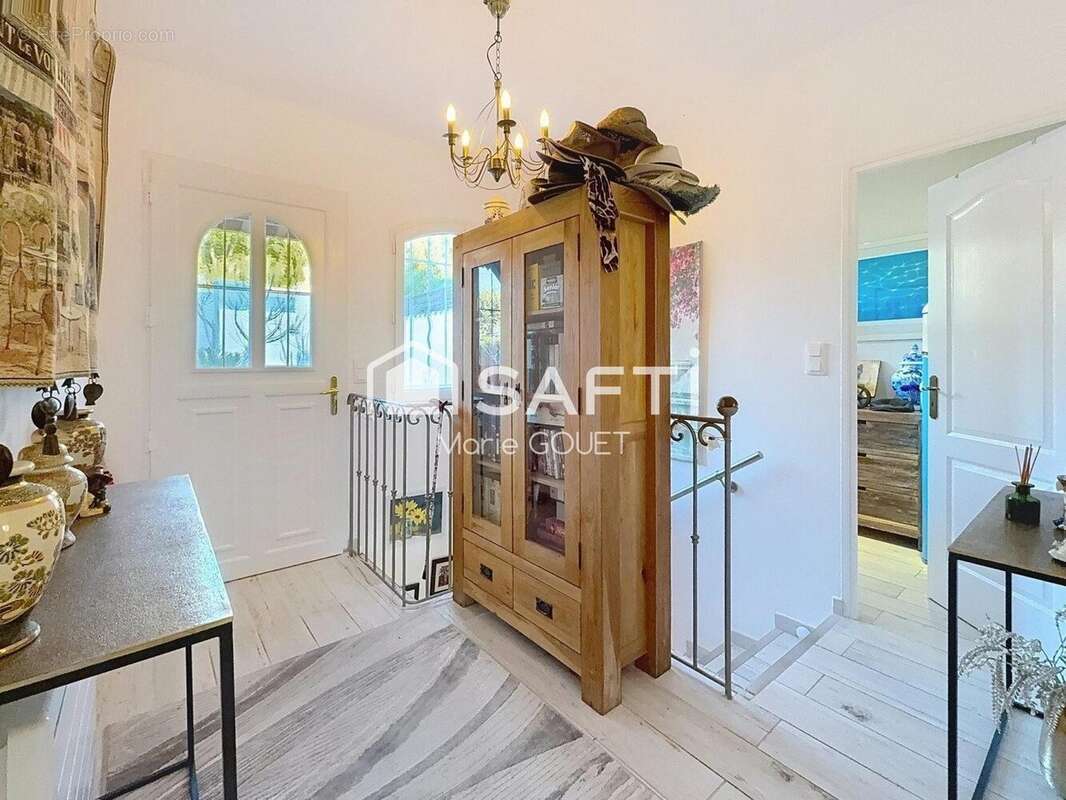 Photo 3 - Maison à FREJUS