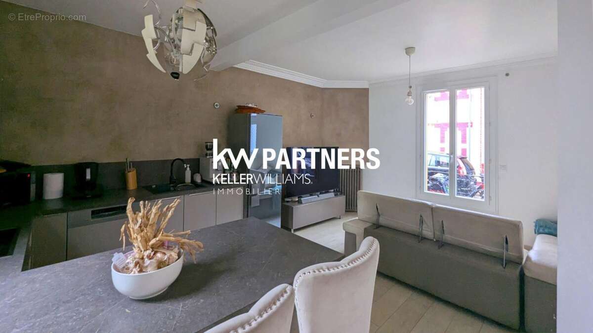 Maison à SAINT-DENIS