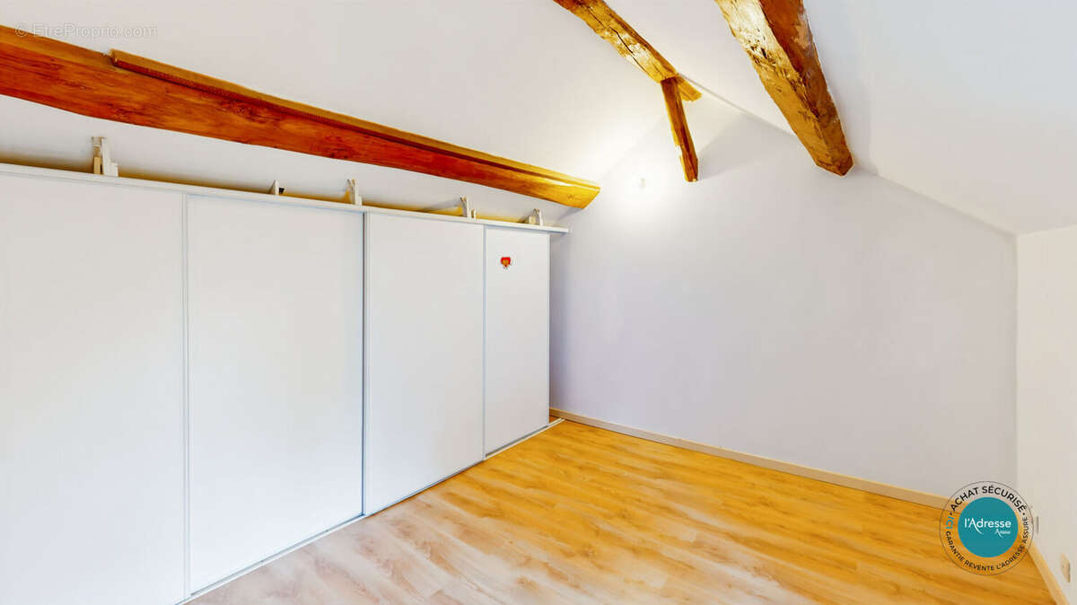 Maison à VAYRES-SUR-ESSONNE