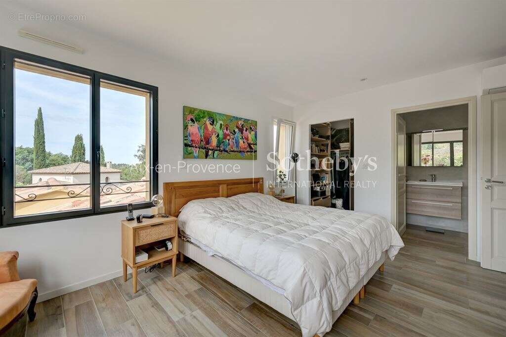 Villa familiale secteur prisé et résidentiel - photo 15