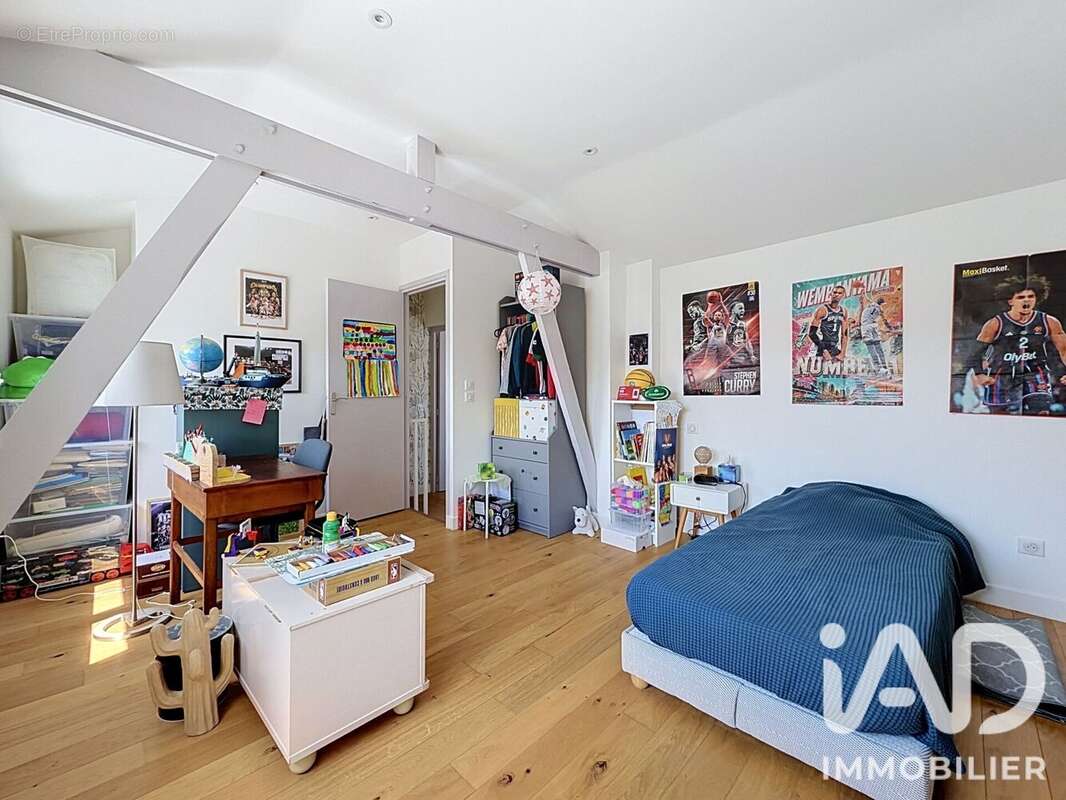Maison 77 m² à Antony  - photo 5