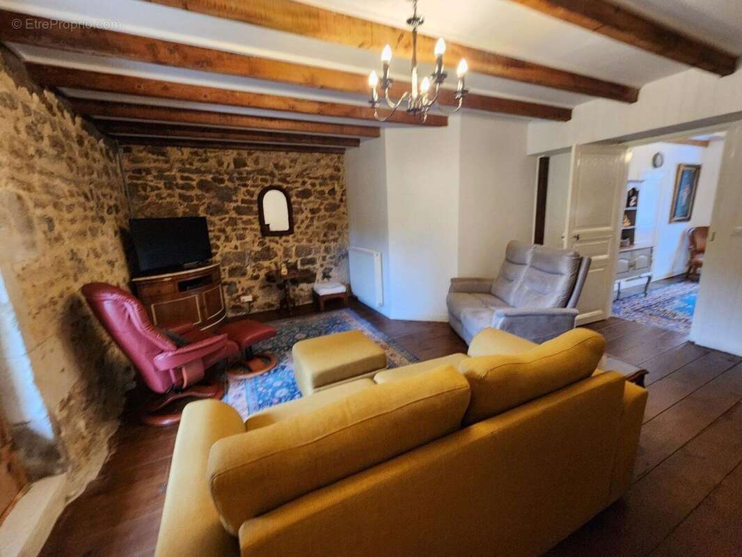 Maison à ALLOUE