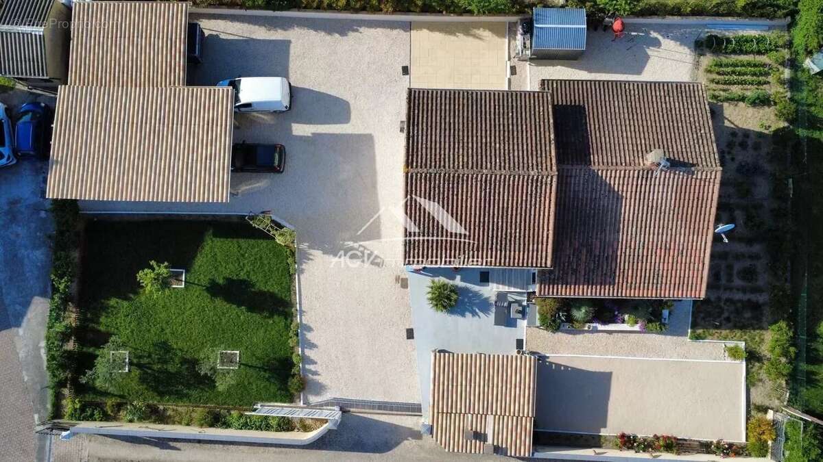 Maison à SAINT-MARTIN-DE-VALGALGUES