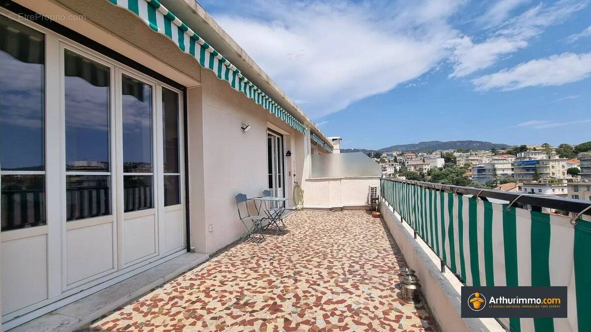Appartement à NICE