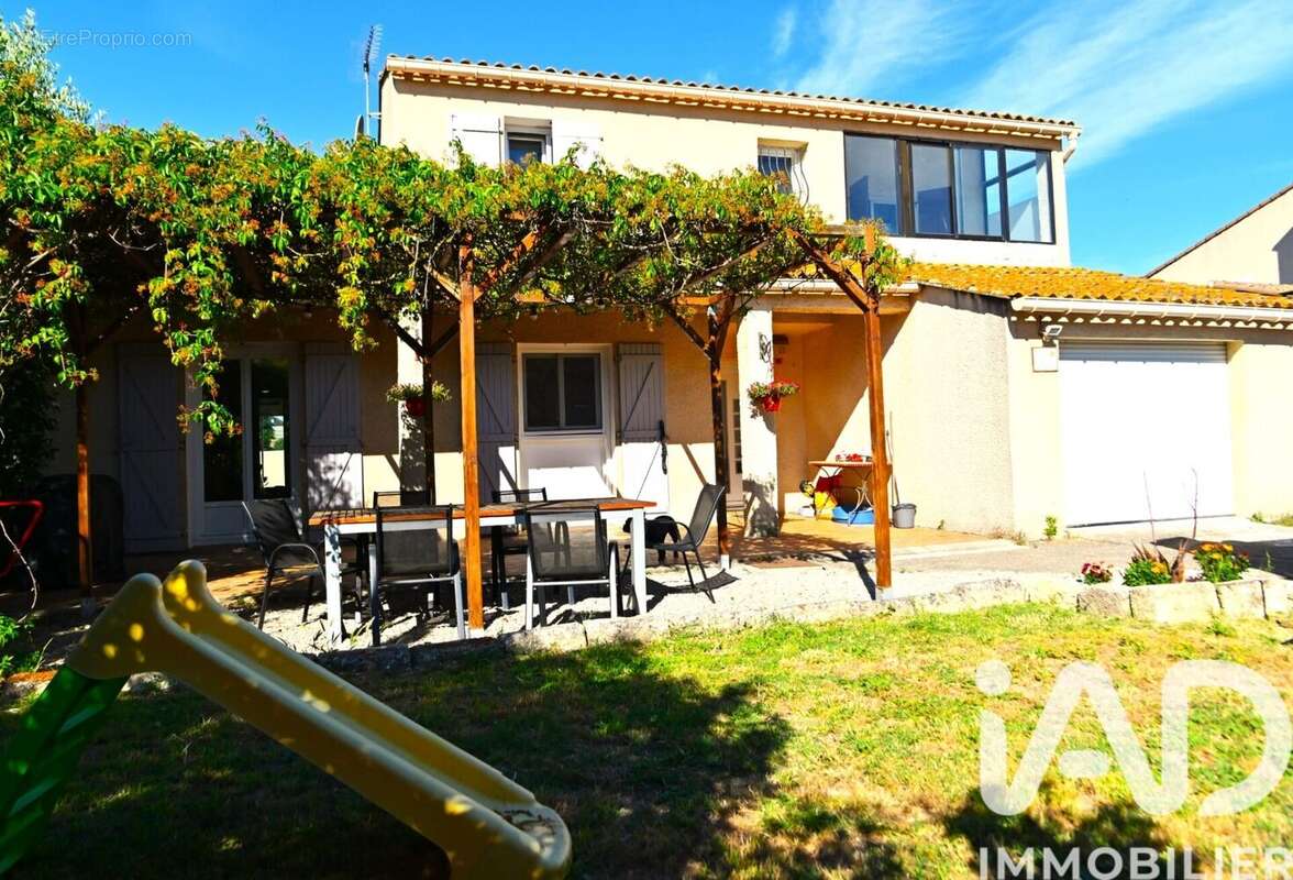 Photo 2 - Maison à AIMARGUES