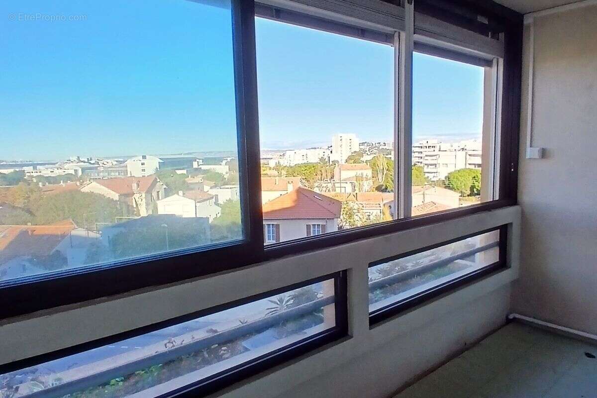 Appartement à MARSEILLE-9E