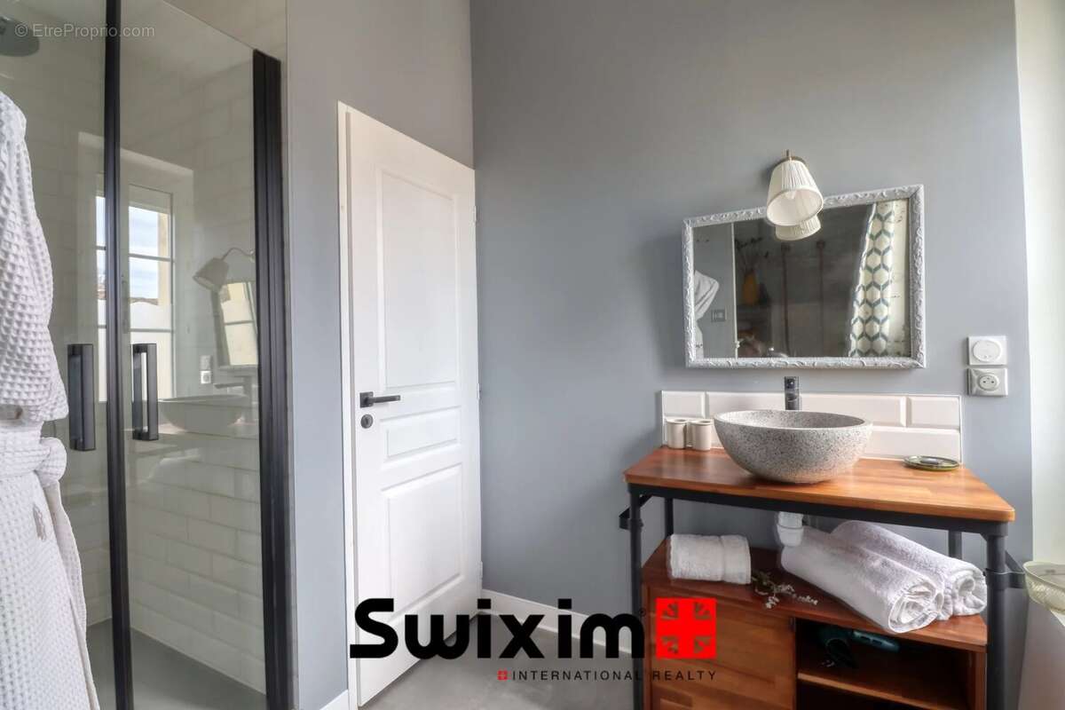 Maison à SAINT-ESTEPHE