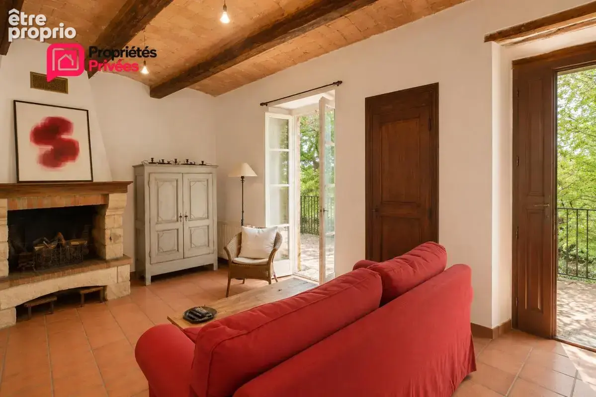 ALES en périphérie à Saint-Hilaire-de-Brethmas   Superbe Appartement P4 de caractère dans un mas du XVIII siècle, avec patio pri - photo 7