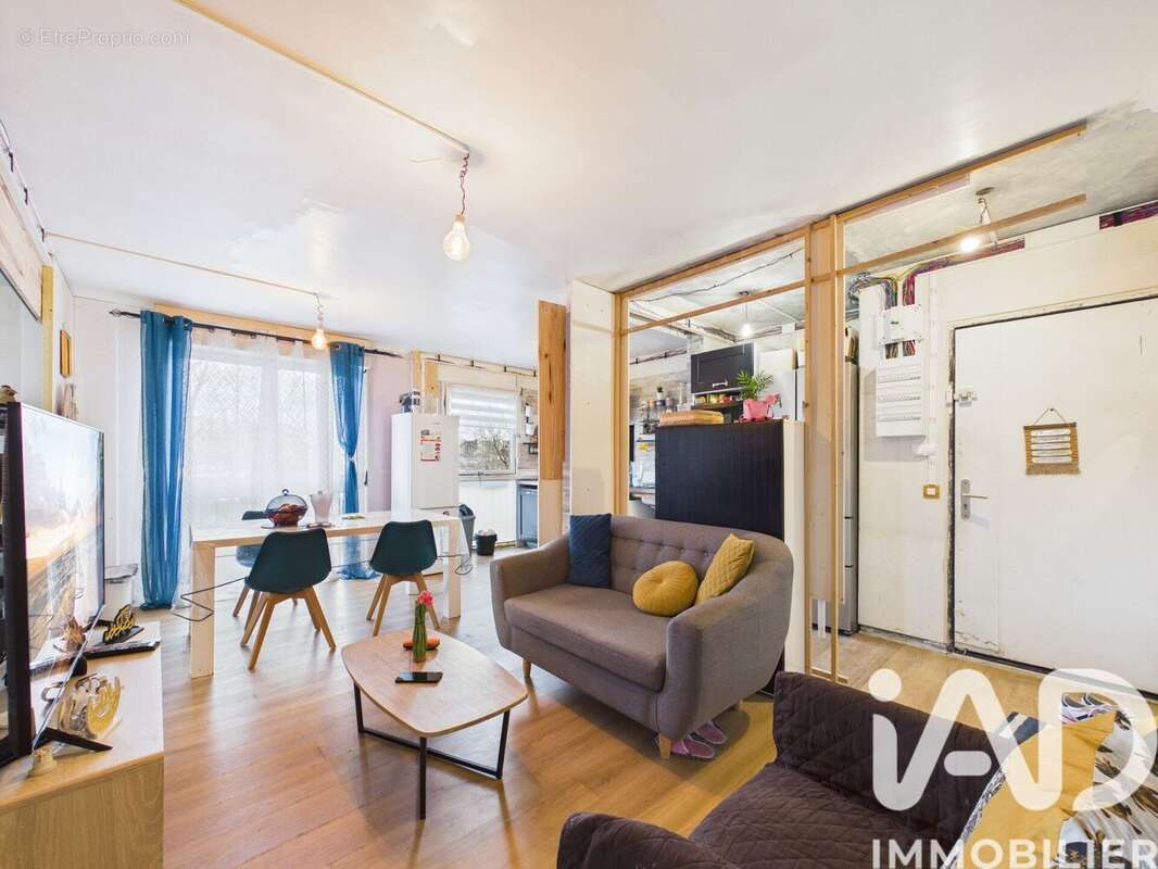 Photo 2 - Appartement à GRIGNY