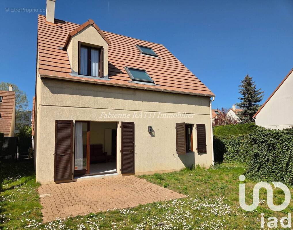 Photo 1 - Maison à LE PECQ