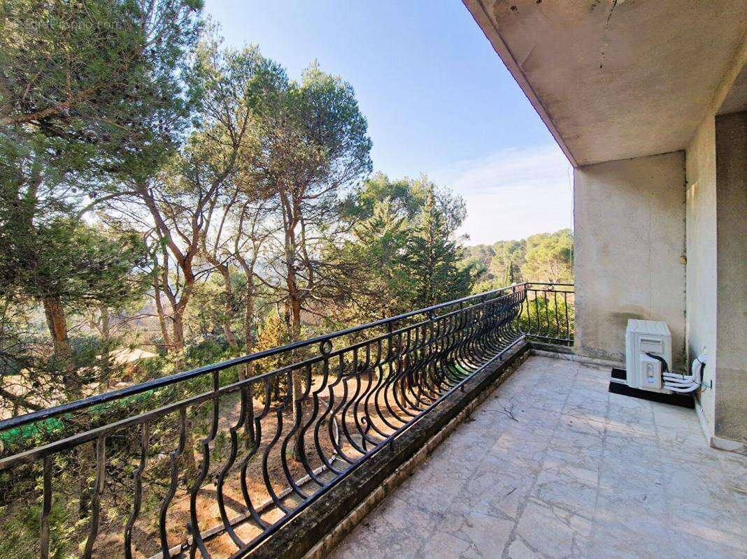 Appartement à CHATEAURENARD