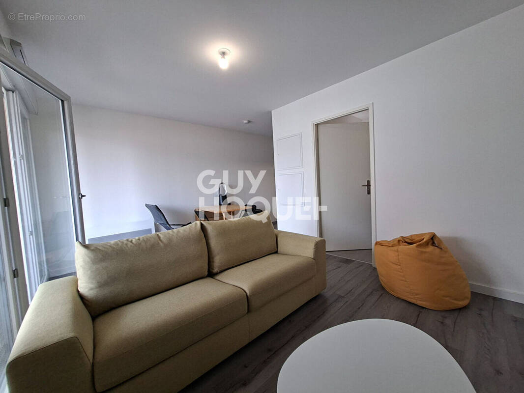 Appartement à PARENTIS-EN-BORN