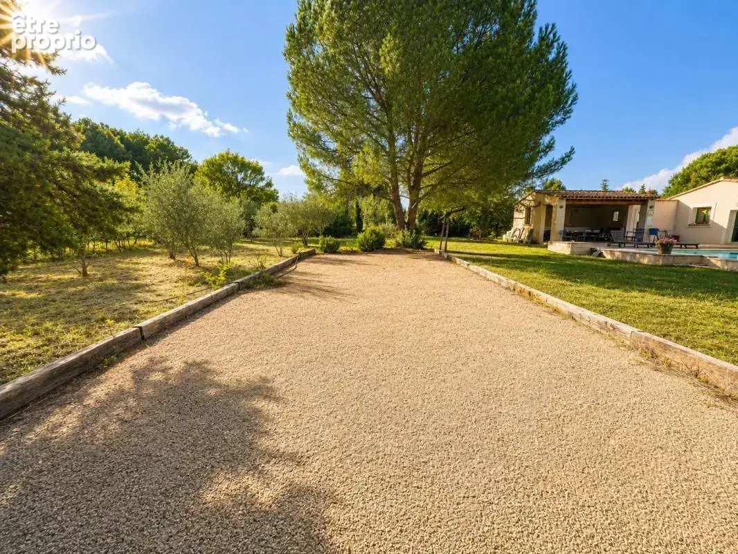 Magnifique propriété à Trets au calme sur parcelle de 4358 m² - photo 7