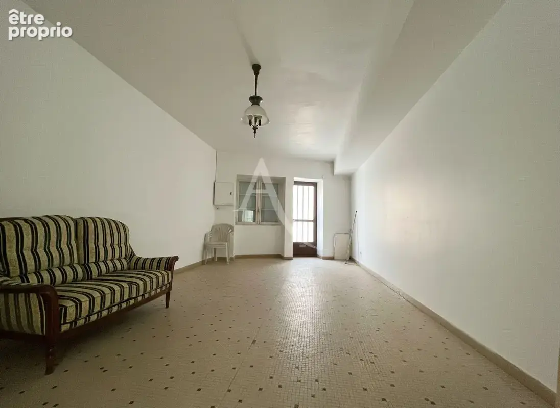 Maison de ville au coeur de Fontenay le comte - photo 4
