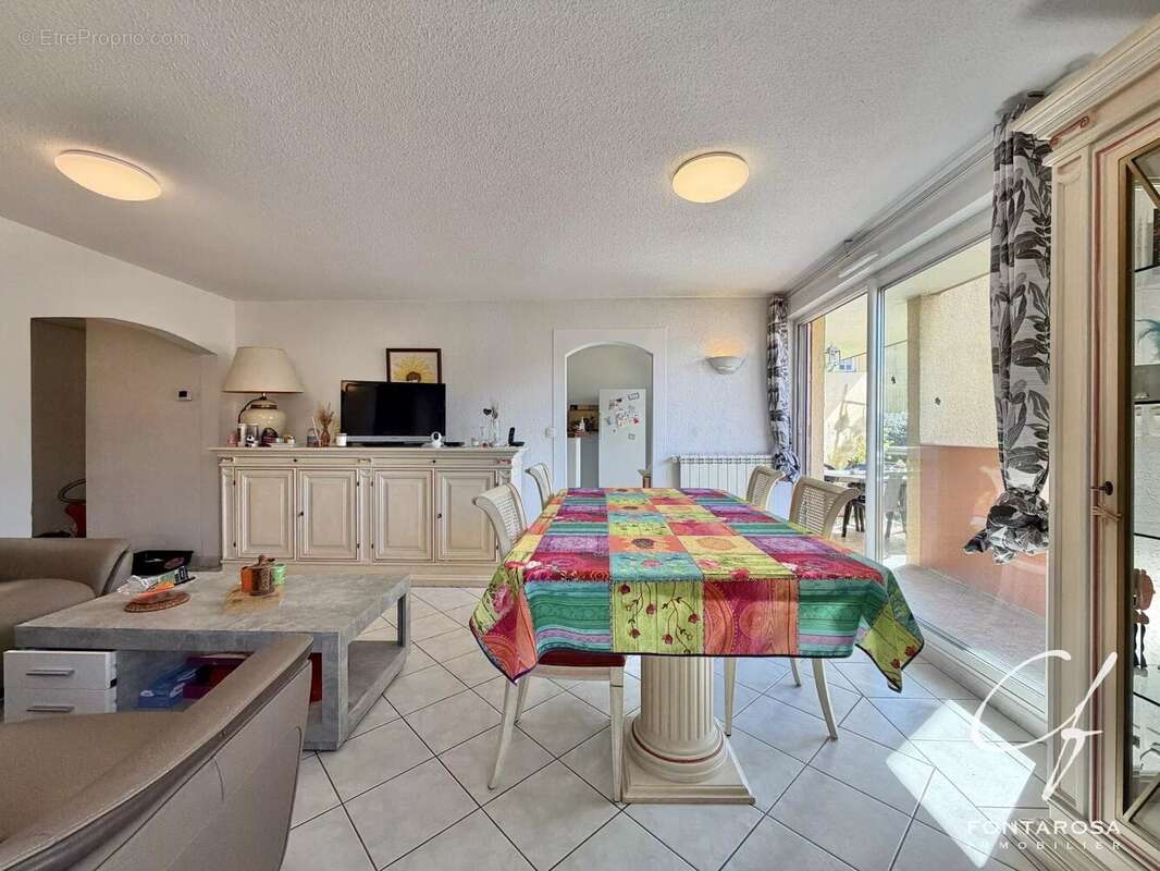 Appartement à FREJUS