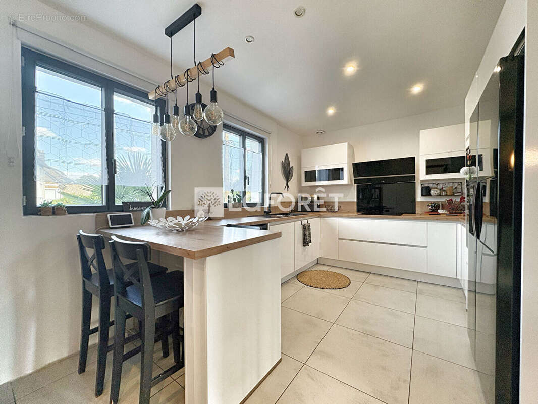 Maison à JUVISY-SUR-ORGE