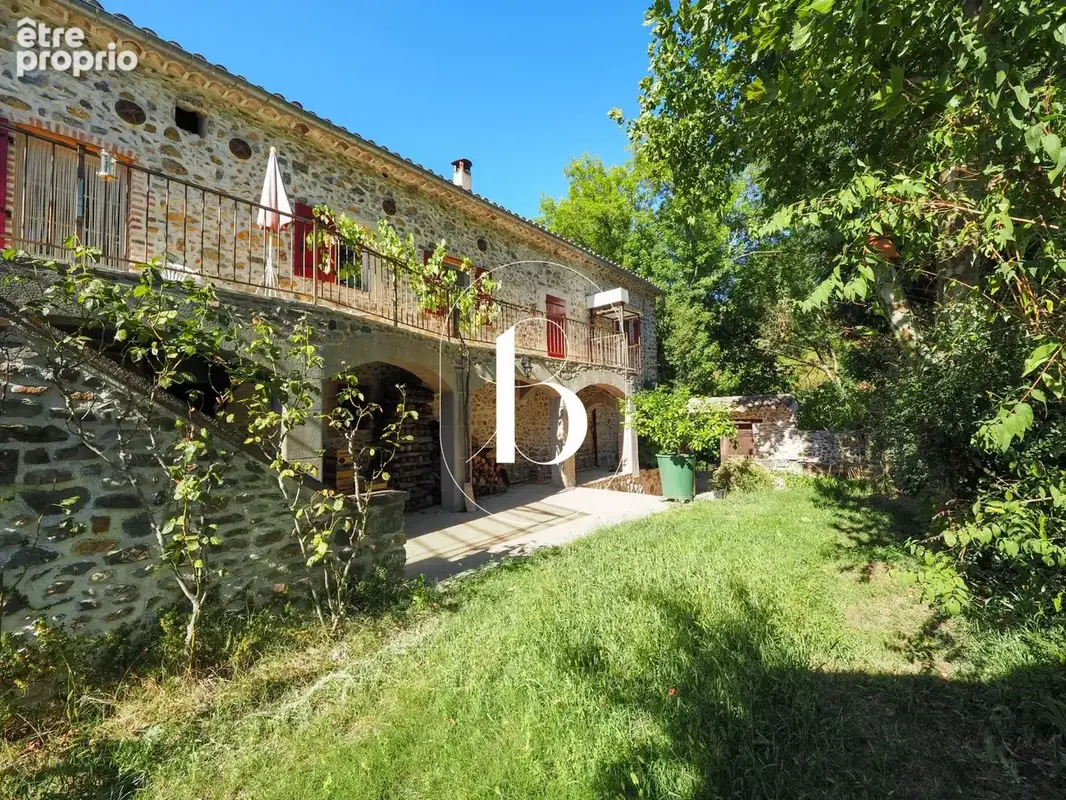 Un mas au cur de 5 hectares, entre histoire et nature en basse Cévennes - photo 5
