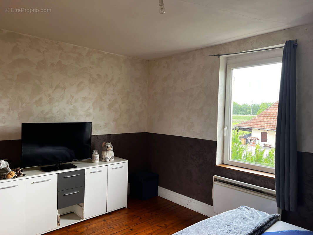 Maison à SAINT-BONNET-EN-BRESSE