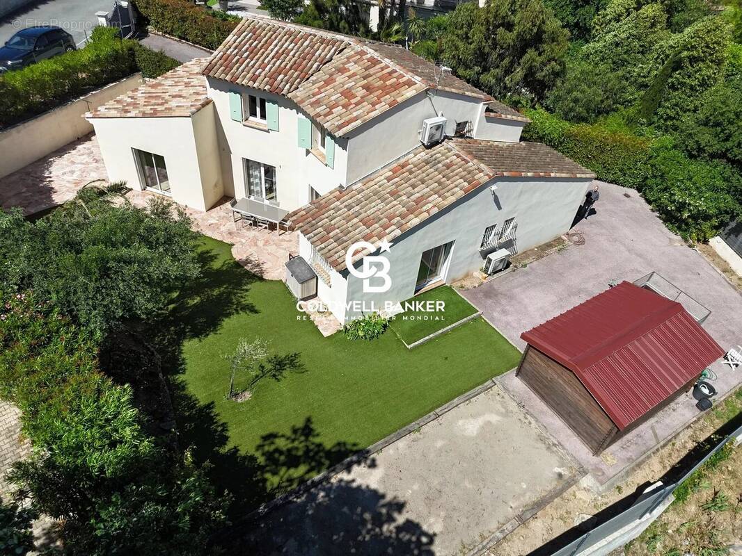 Maison à SAINT-RAPHAEL
