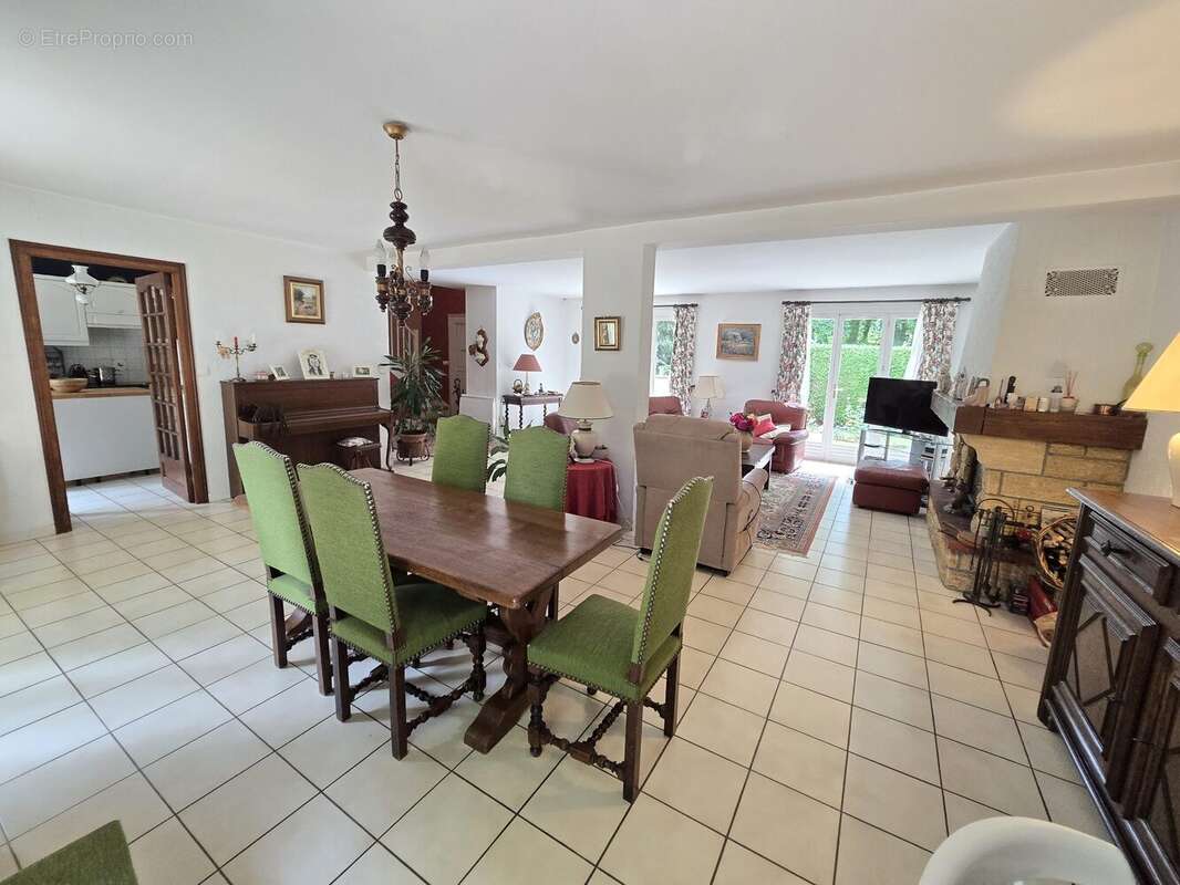 Maison à HOULBEC-COCHEREL