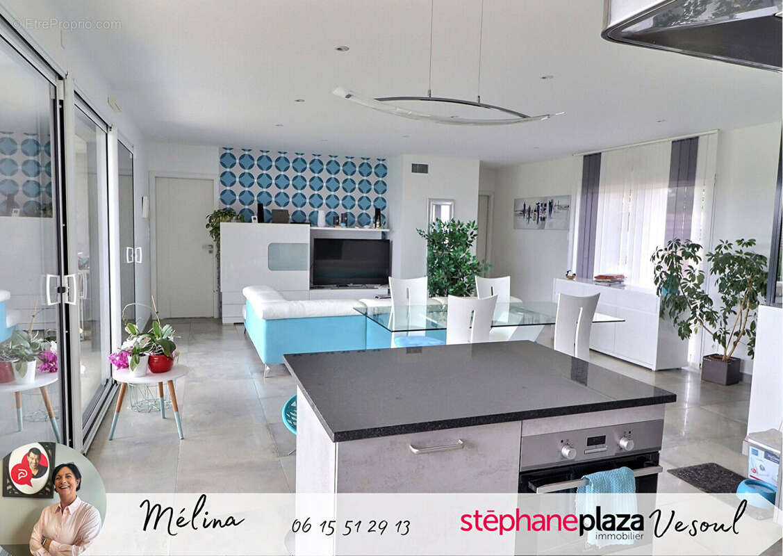 Maison à CHARMOILLE