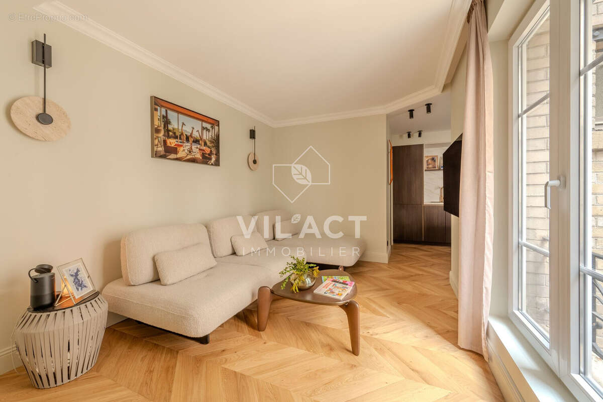 Appartement à PARIS-20E