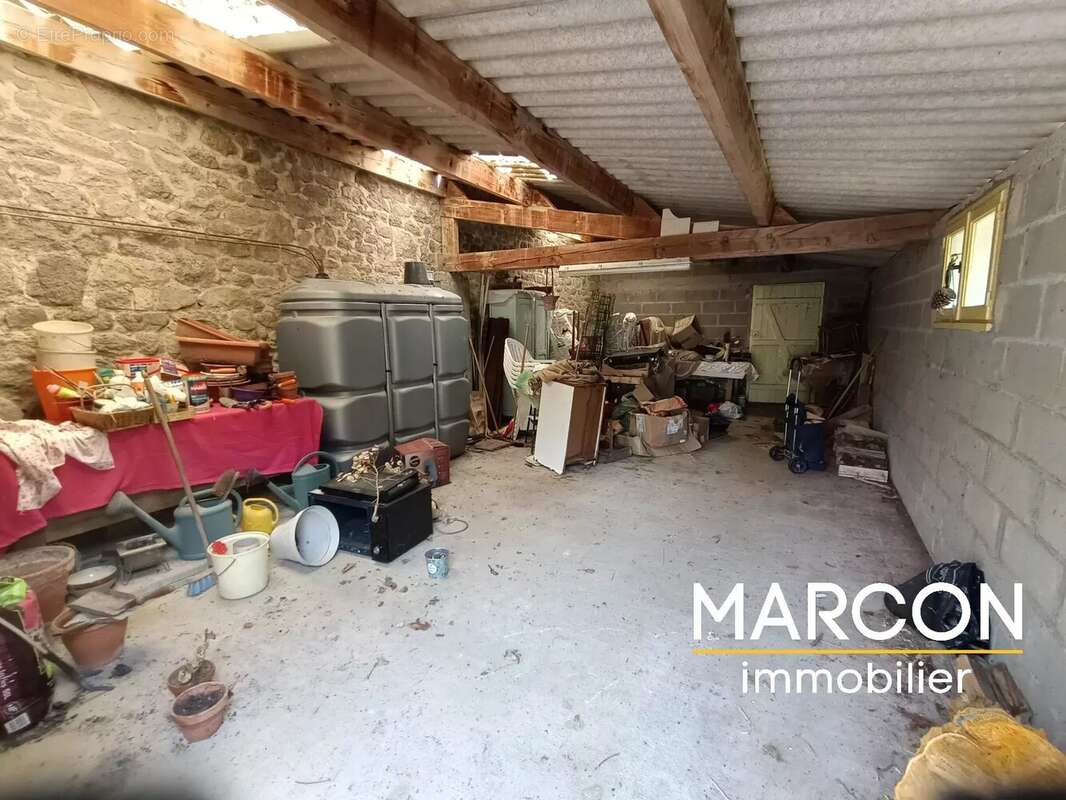 Maison à LE DONZEIL