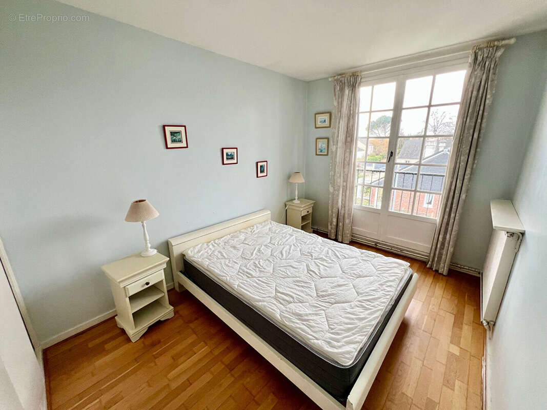 Maison à CONFLANS-SAINTE-HONORINE