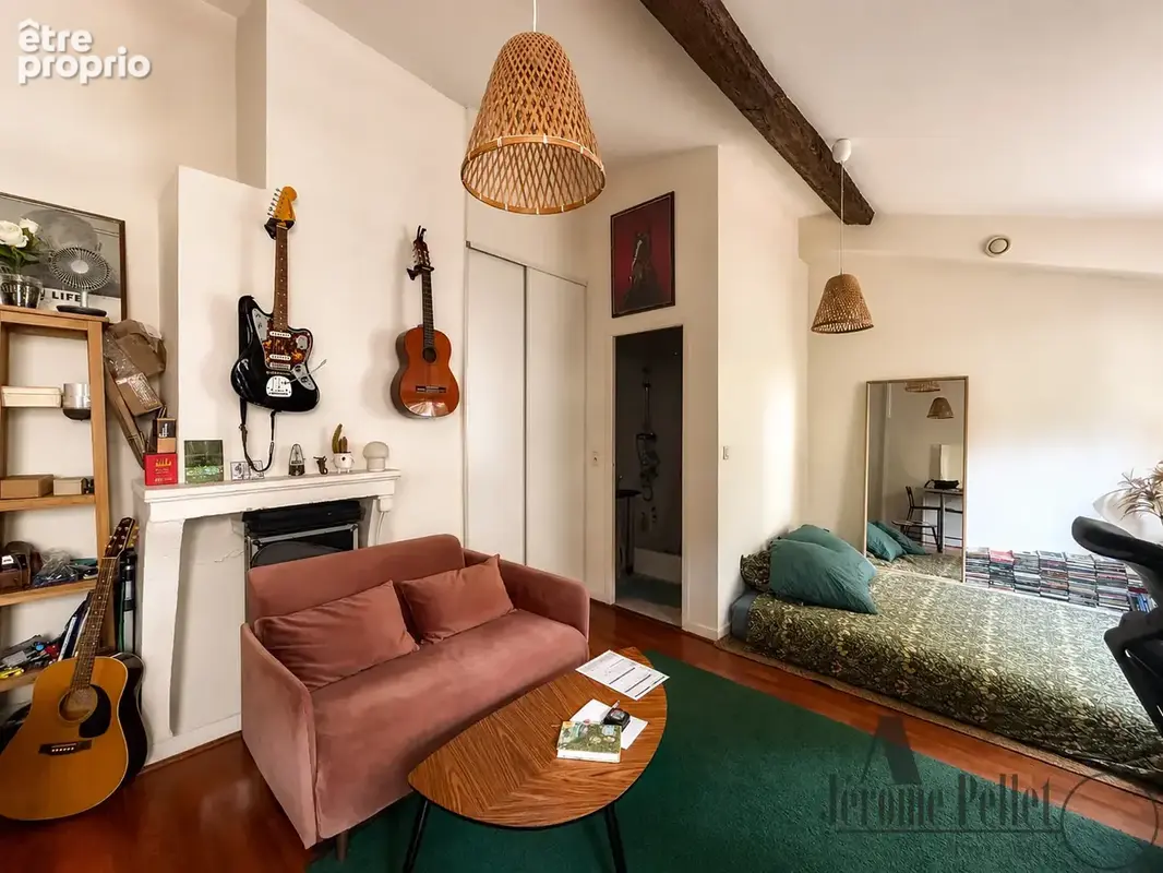 Studio 25 m2 vendu loué - LYON 1 (La Croix Rousse) - photo 3