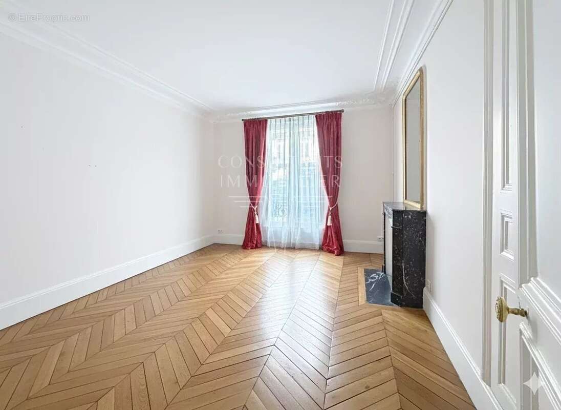 Appartement à PARIS-6E