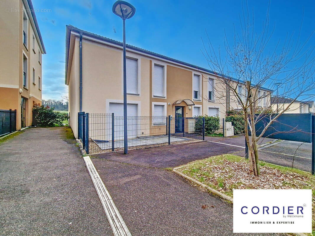 Appartement à GUENANGE