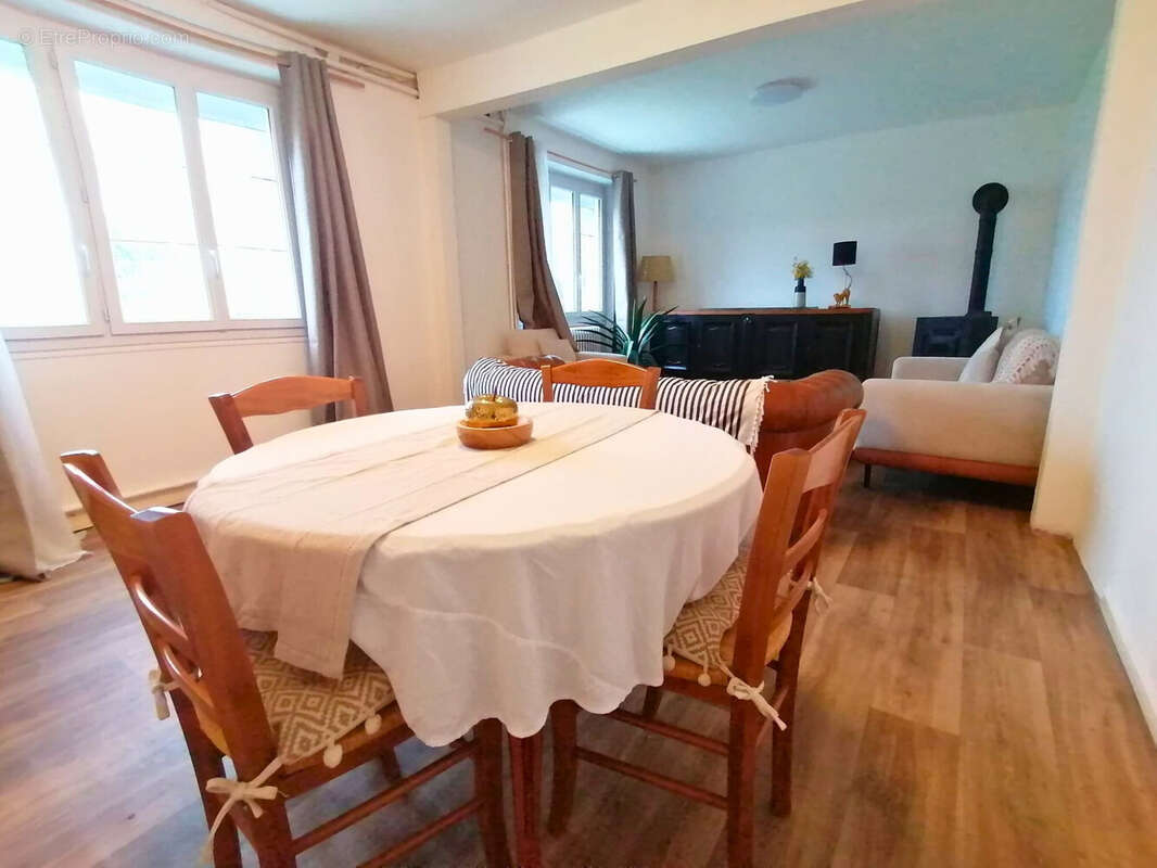 Maison à LA SOUTERRAINE