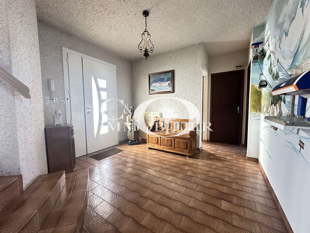 Maison à LEGE
