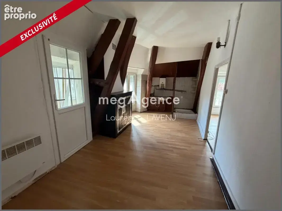 Maison de ville, proche de la gare - photo 2