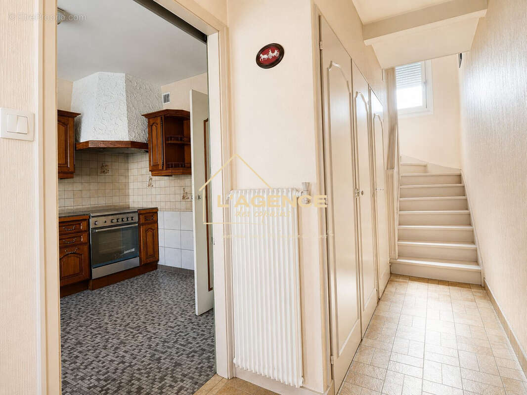 Maison 103 m² à Wormhout  - photo 2