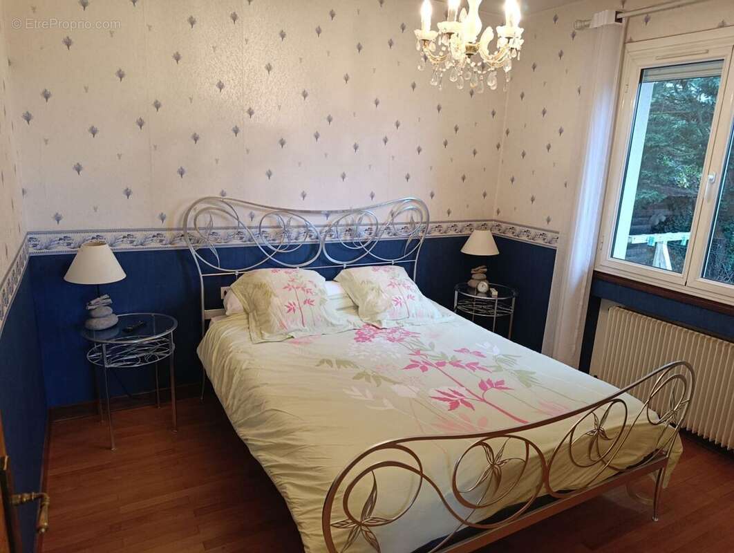 Maison à CAILLOUX-SUR-FONTAINES