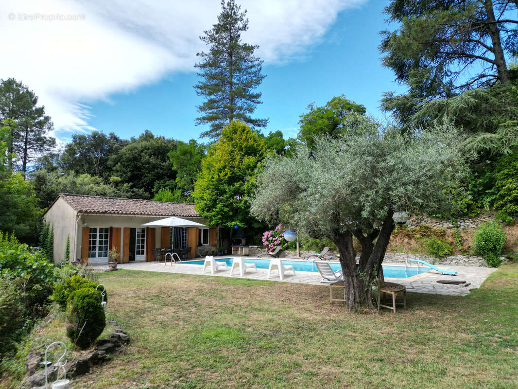 Maison à SUMENE