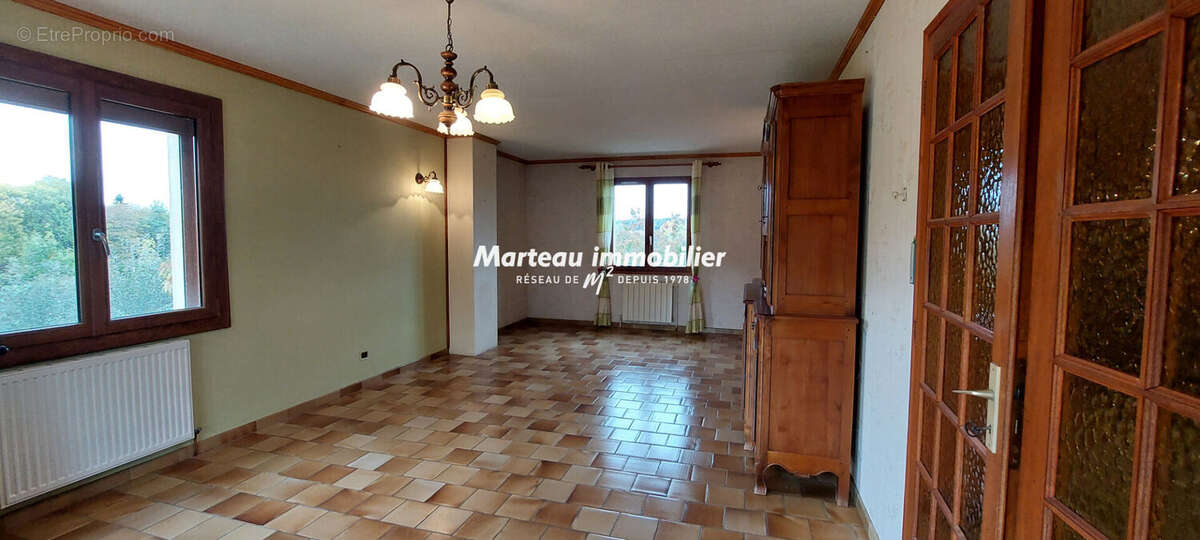 Maison à CHAPELLE-GUILLAUME