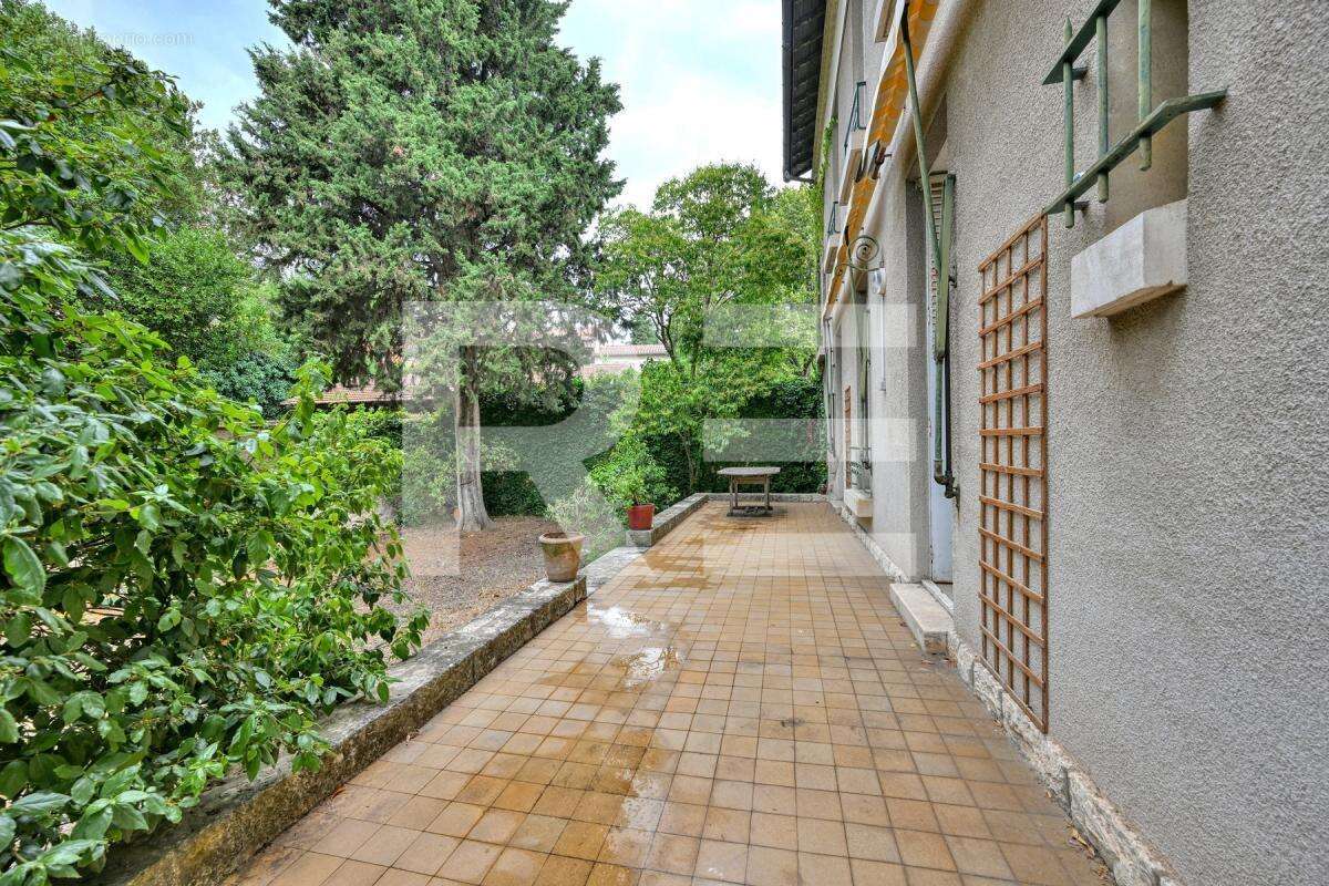 Le charme d'une maison bourgeoise, le confort d'un appartement - photo 3