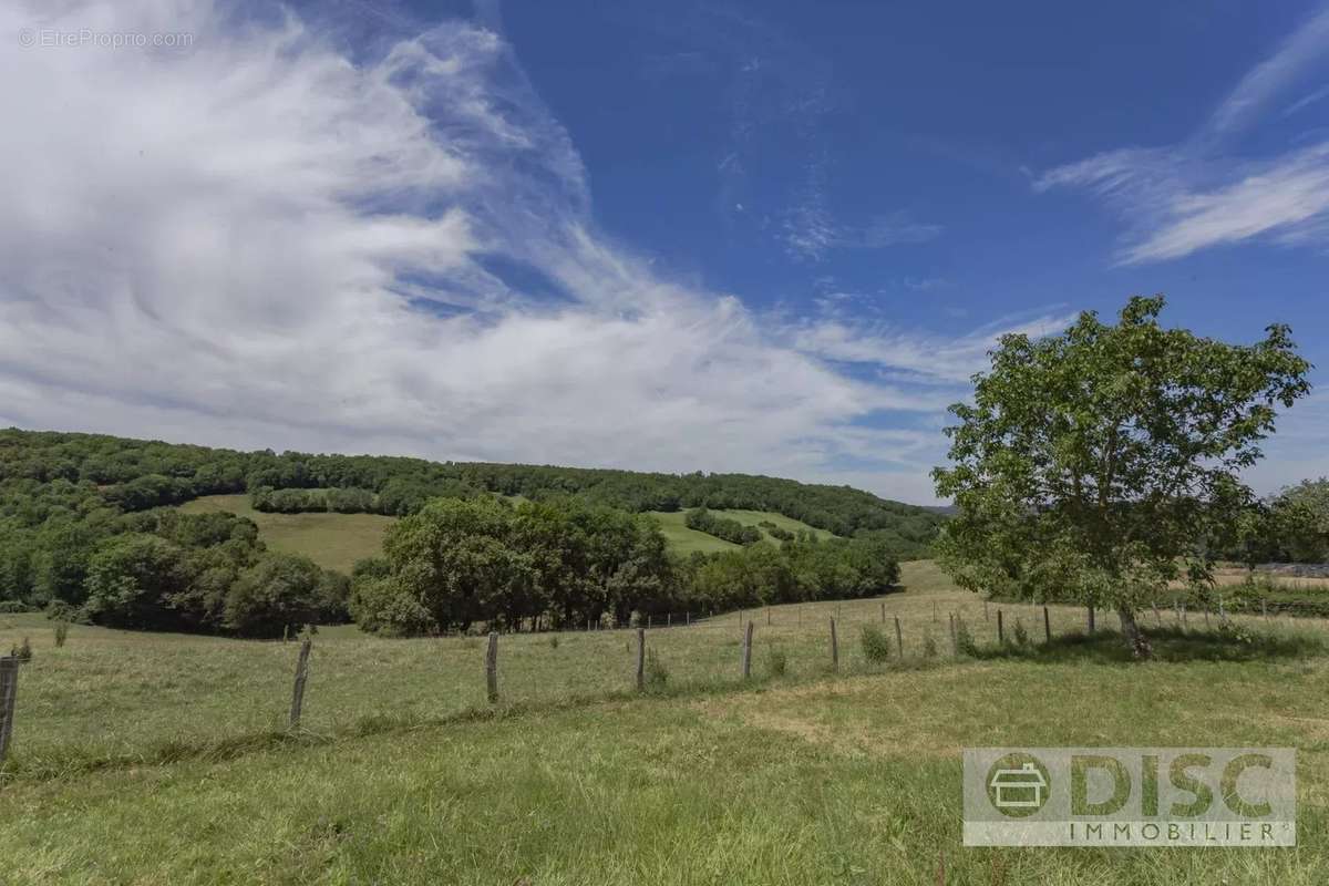 Maison à SAINT-MICHEL-DE-VAX