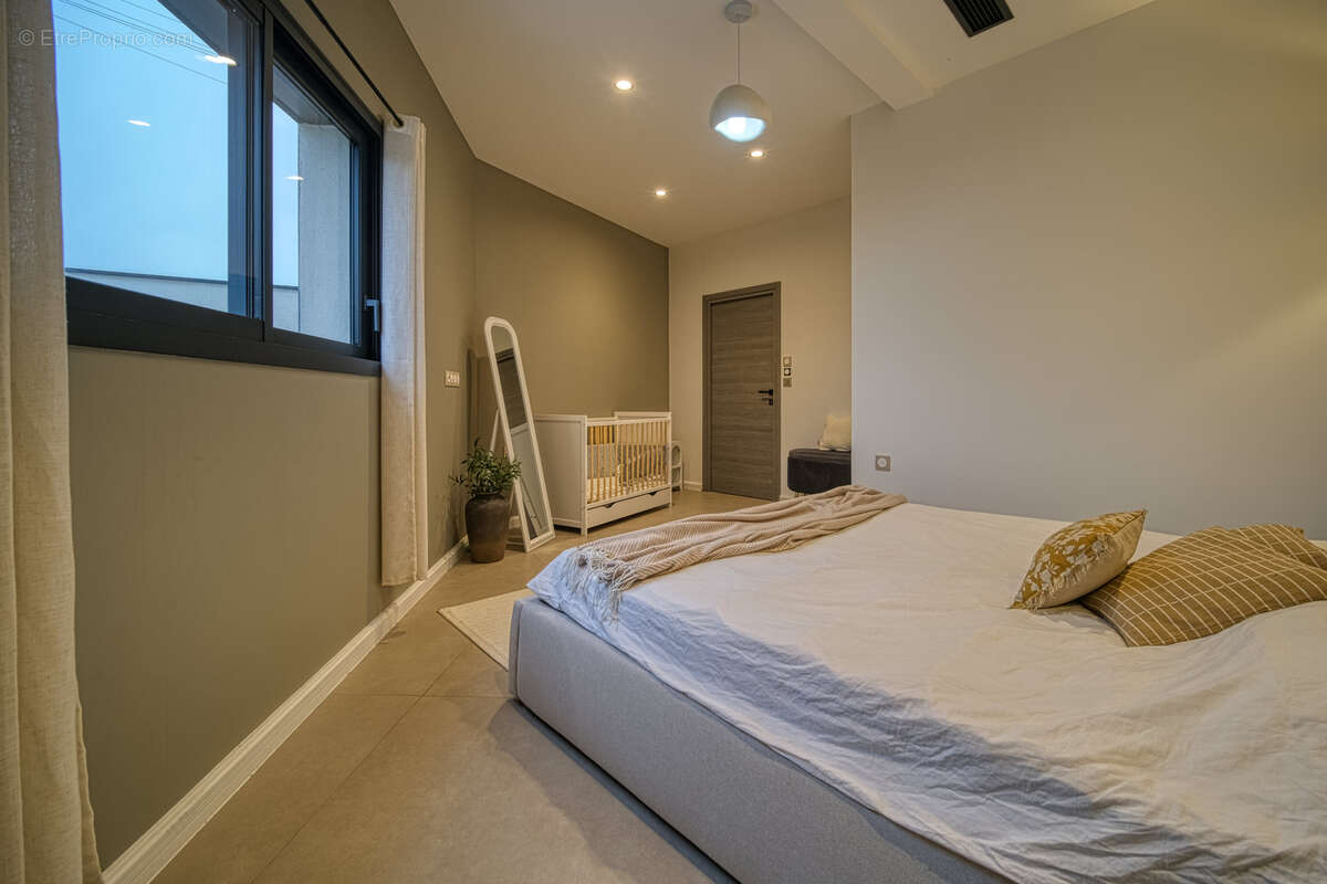 Maison à SAINT-SYMPHORIEN-SOUS-CHOMERAC