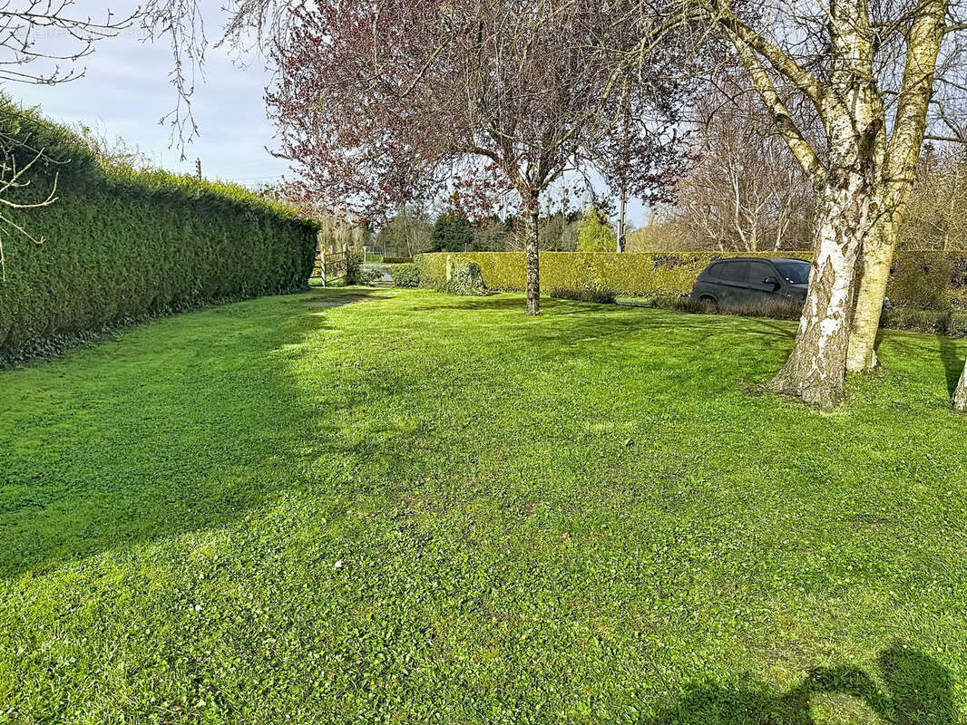 Maison à DRAGEY-RONTHON