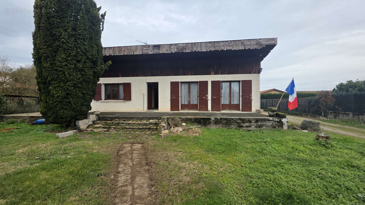 Maison à CHARVIEU-CHAVAGNEUX