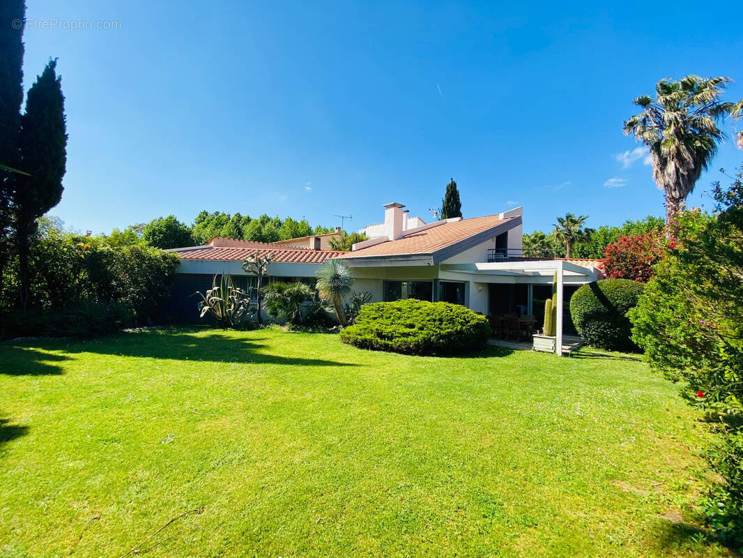 Maison à SAINT-CYPRIEN